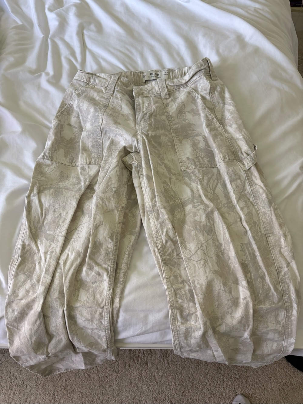 Hollister Camo Patterned Cargo Pants